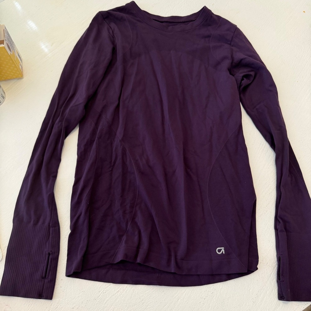 GapFit Women Purple LS Motion Top Seamless Thumbhole Athletic Shirt Small